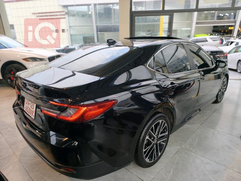 تۆیۆتا کامری